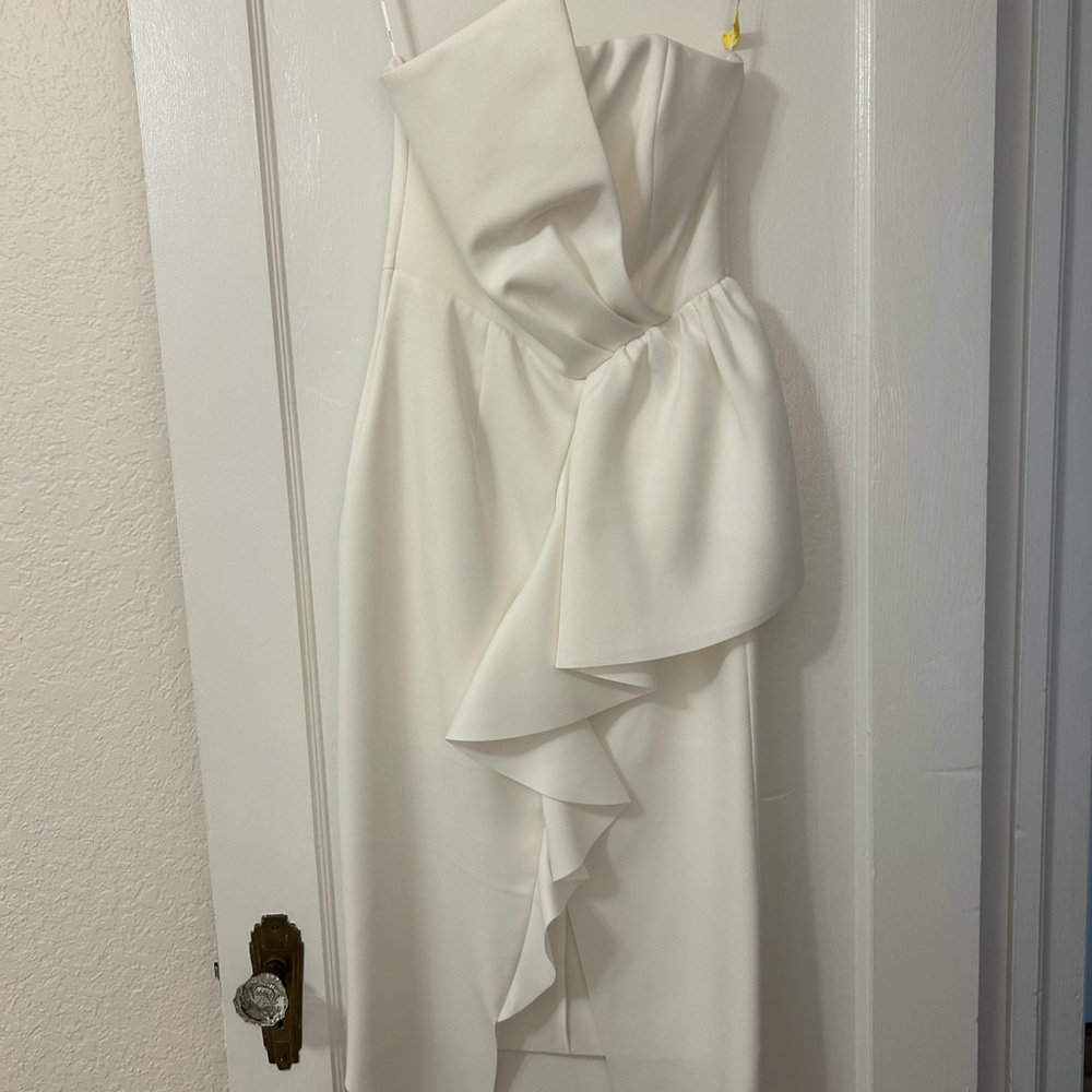 Strapless Elliatt Dress